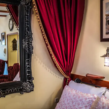 شقة Emperor's سبليت