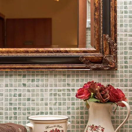 엠퍼러스 스위트 *