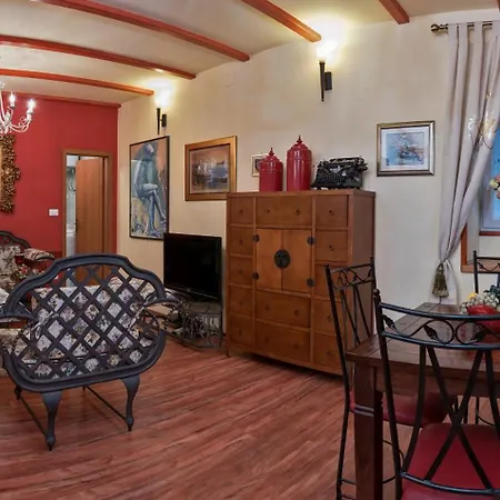 엠퍼러스 스위트 아파트 스플리트