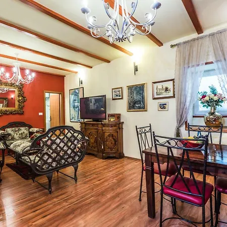 엠퍼러스 스위트