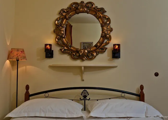 帝王套房酒店 *